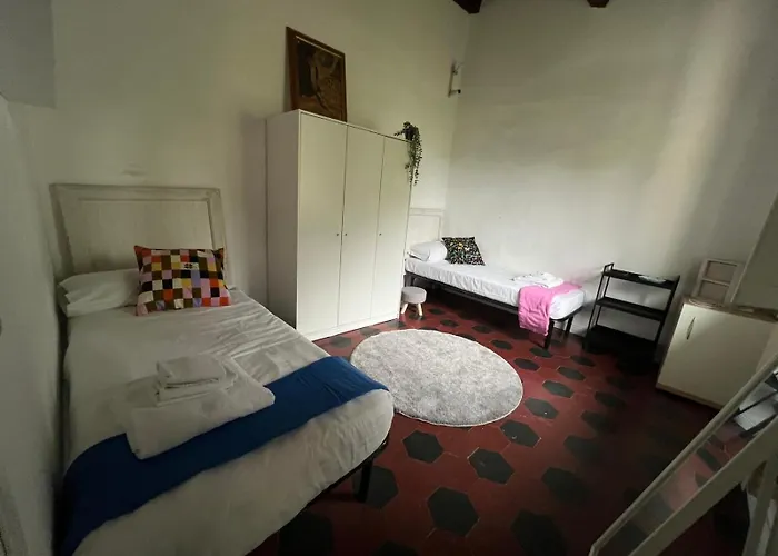 Romana 4 Bedrooms With Garden
